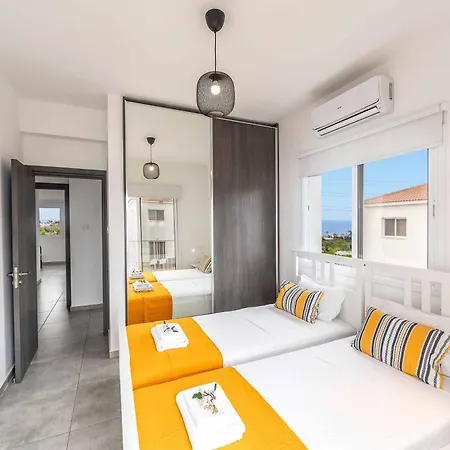 فيلة Napa Bay View 3 *